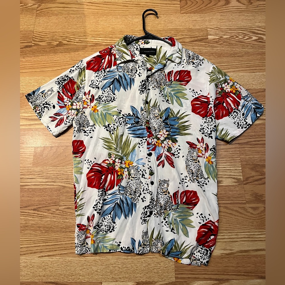 No Boundaries Shirt Button Up Short Sleeve Floral Beach Summer White Size M